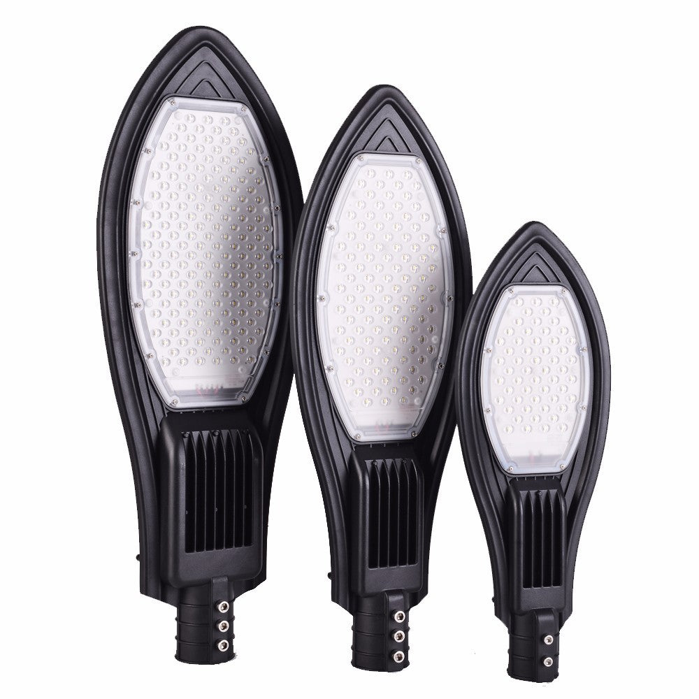 Roadway LED street light with tempered glass lens